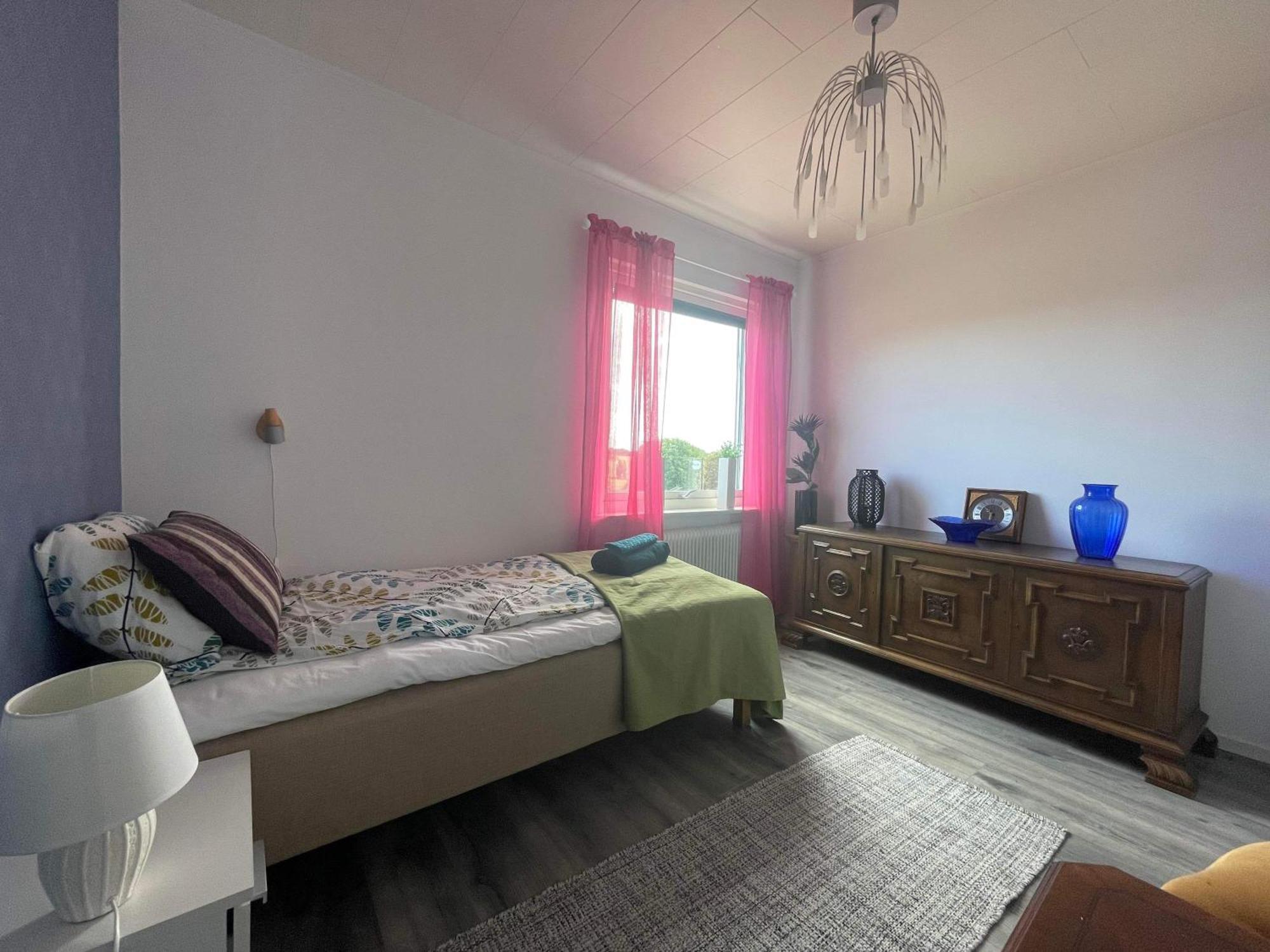 Oedeshoeg Modernt Och Stilfullt B&B Экстерьер фото