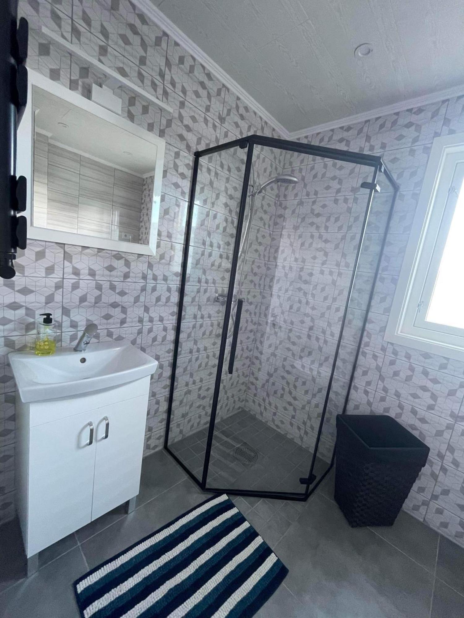 Oedeshoeg Modernt Och Stilfullt B&B Экстерьер фото